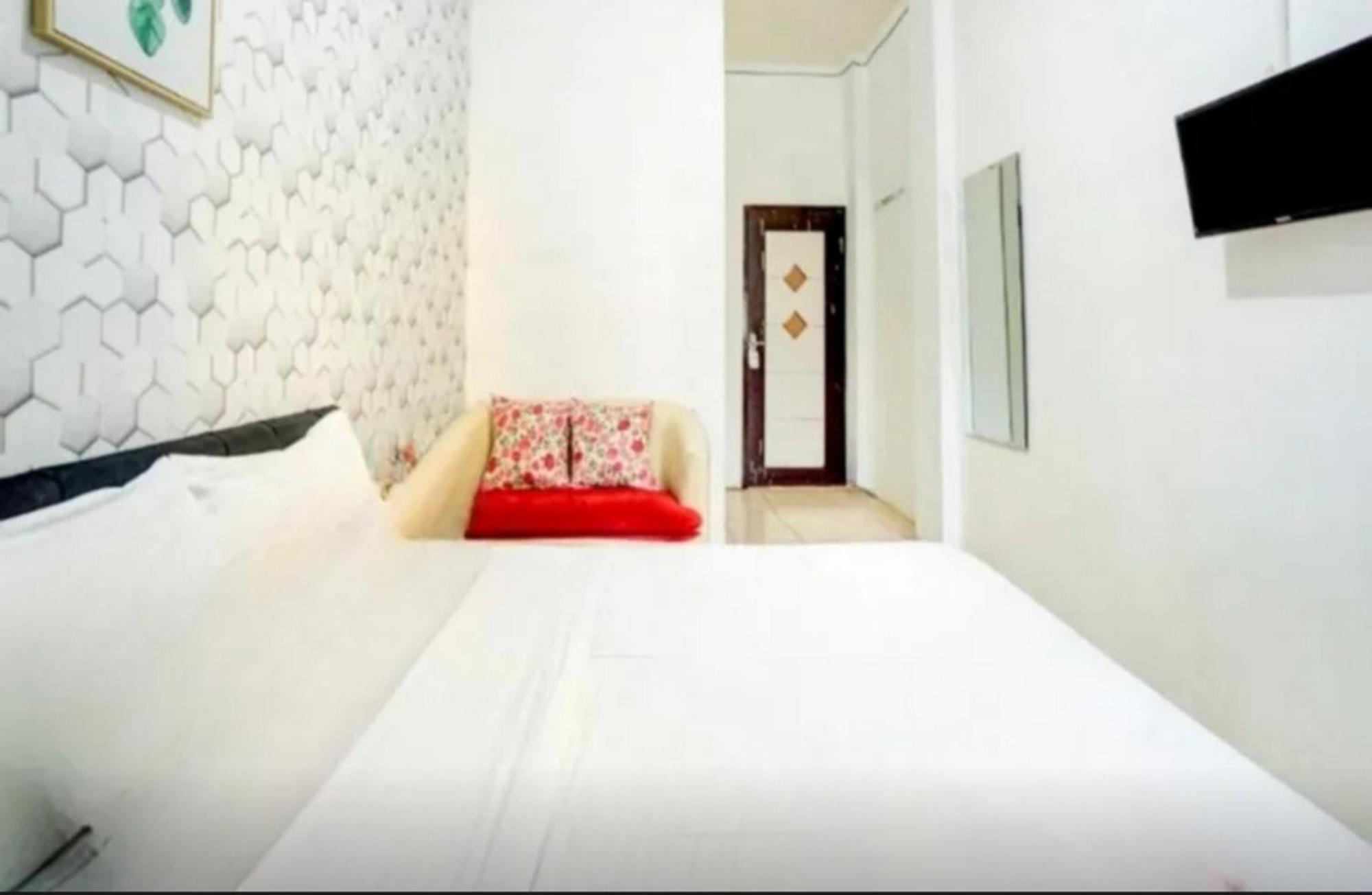 Reddoorz Near Plaza Araya Malang Hotel Blimbing  Ngoại thất bức ảnh